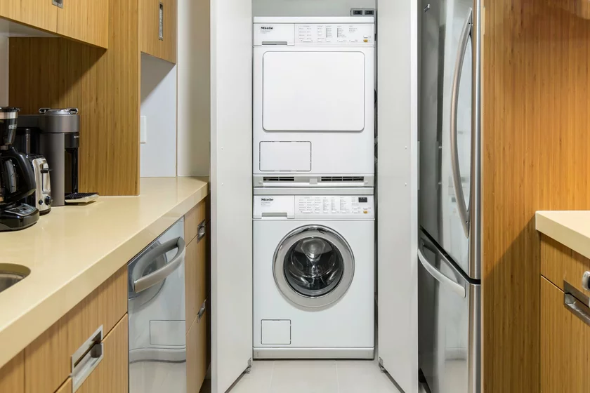 https://www.relatedrentals.com/sites/default/files/styles/image_gallery_medium/public/2018-12/Washer%20Dryer_39.jpg.webp?itok=jutoUe5X