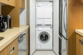 In-unit washer/dryer.