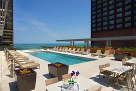 500 Lake Shore Drive Amenities